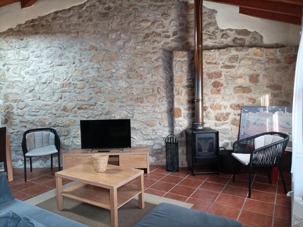 Apartamentos Las Cuadras De Estanos Muriedas Luaran gambar