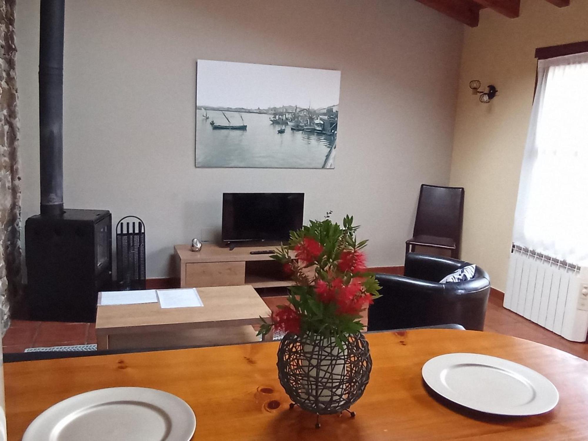 Apartamentos Las Cuadras De Estanos Muriedas Luaran gambar