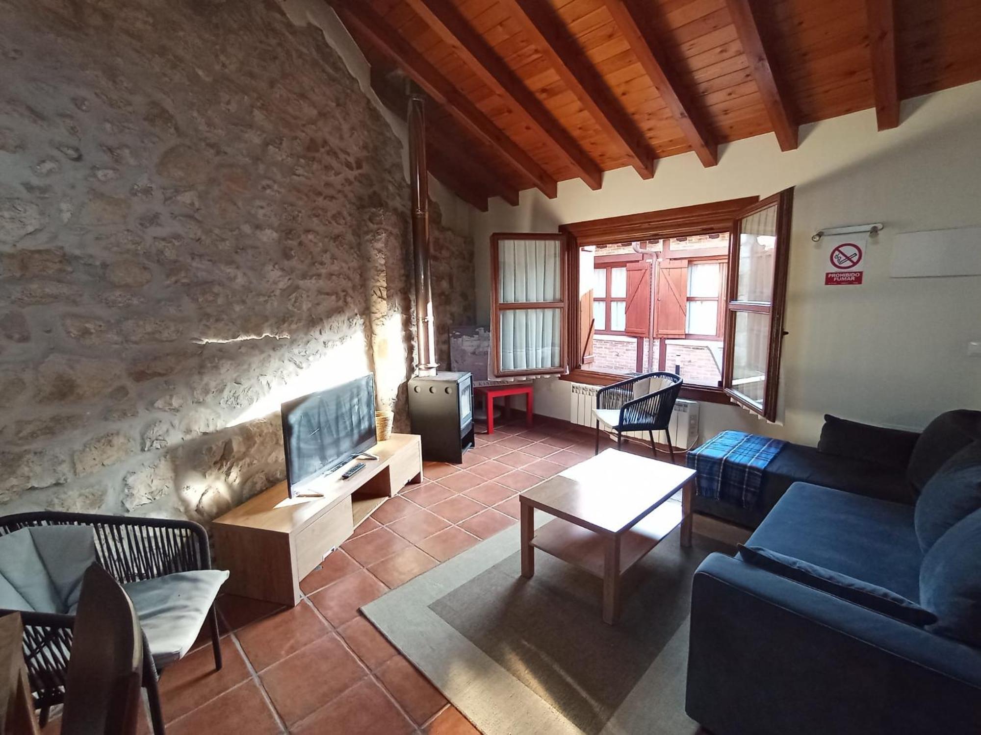 Apartamentos Las Cuadras De Estanos Muriedas Luaran gambar